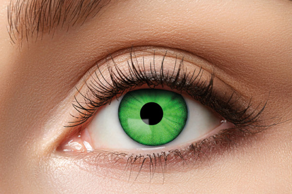 Electro green Kontaktlinsen. Grüne Farblinsen deckend