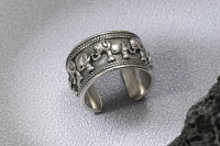 Statement Ring mit Elefanten in Silber