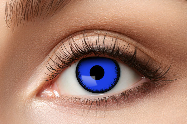 Angelic Blue Kontaktlinsen. Blaue Farblinsen.
